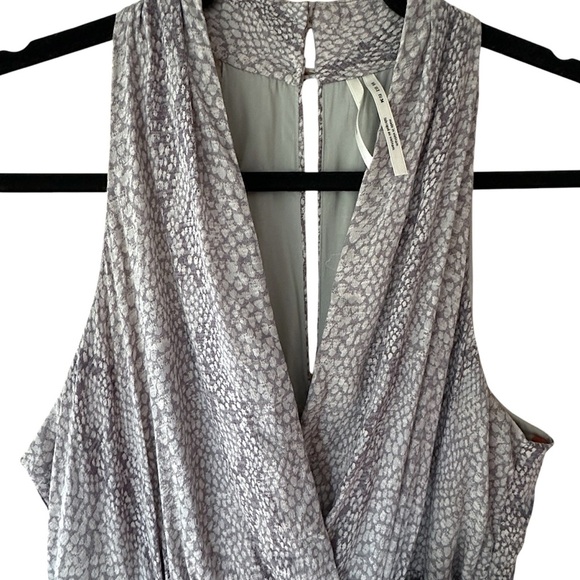 ANTHROPOLOGIE NWOT MARFA SNAKE PRINT FAUX WRAP MIDI DRESS | SIZE: 2 - Picture 4 of 16